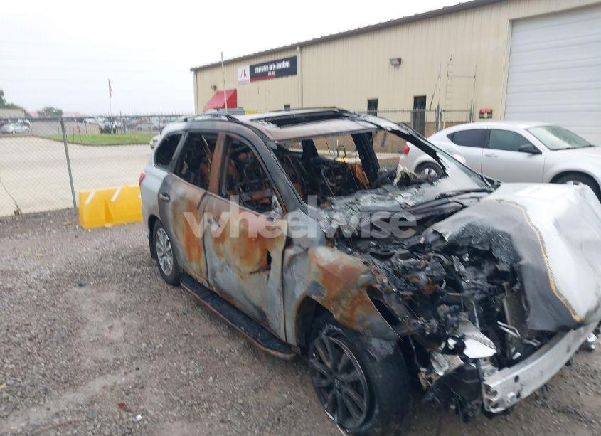 Photo 6 of 2013 Nissan Pathfinder SL (VIN 5N1AR2MM3DC611109)