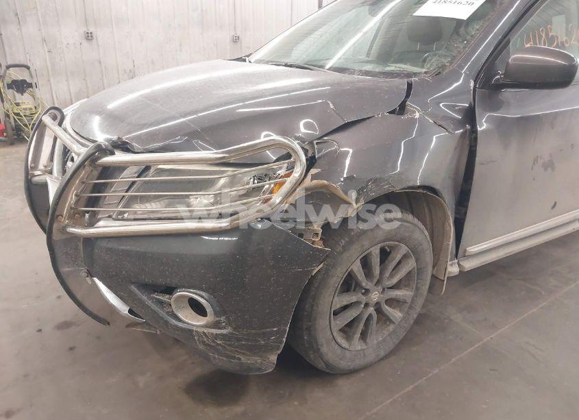 Photo 6 of 2013 Nissan Pathfinder SL (VIN 5N1AR2MM3DC625317)