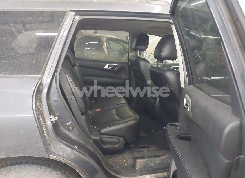 Photo 8 of 2013 Nissan Pathfinder SL (VIN 5N1AR2MM3DC625317)