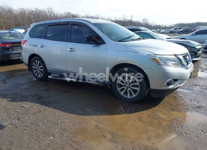 2013 Nissan Pathfinder S (VIN 5N1AR2MM3DC628136) main photo