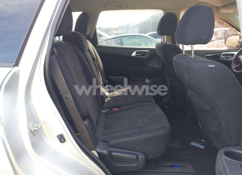 Photo 8 of 2013 Nissan Pathfinder S (VIN 5N1AR2MM3DC628136)