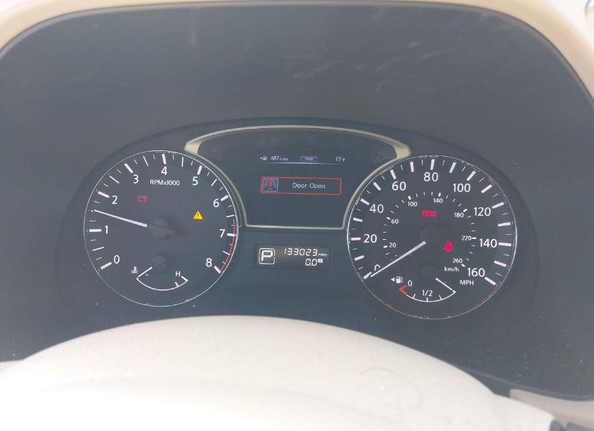 Photo 7 of 2013 Nissan Pathfinder SV (VIN 5N1AR2MM3DC643347)