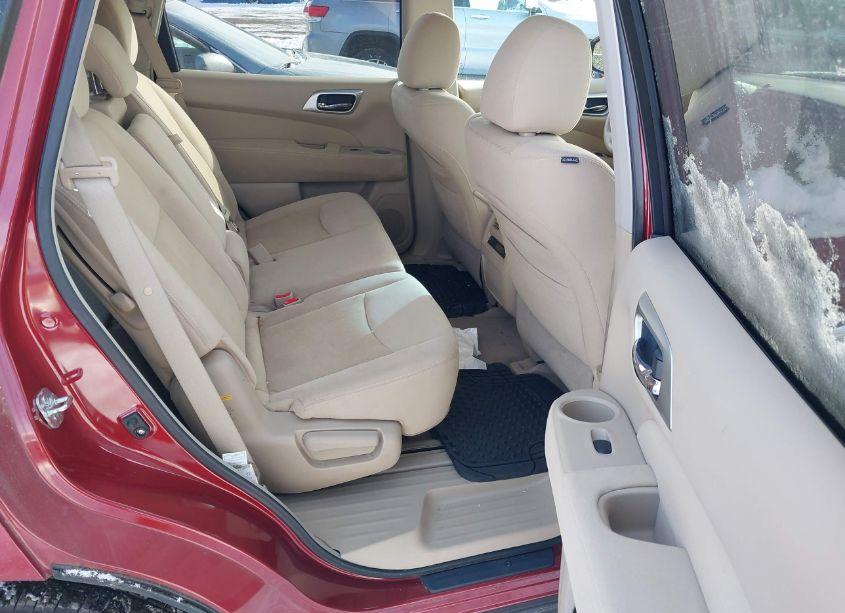 Photo 8 of 2013 Nissan Pathfinder SV (VIN 5N1AR2MM3DC643347)