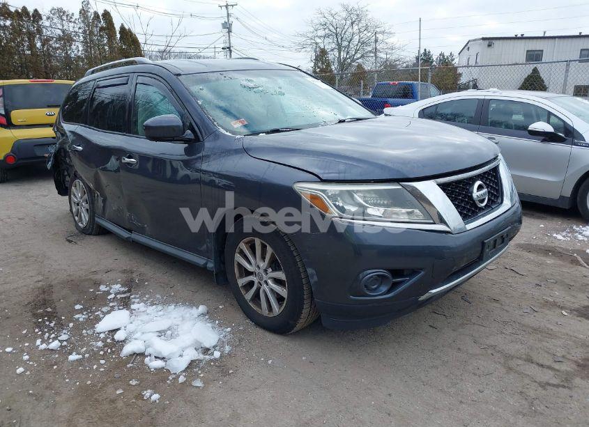 2013 Nissan Pathfinder SV (VIN 5N1AR2MM3DC650735) main photo