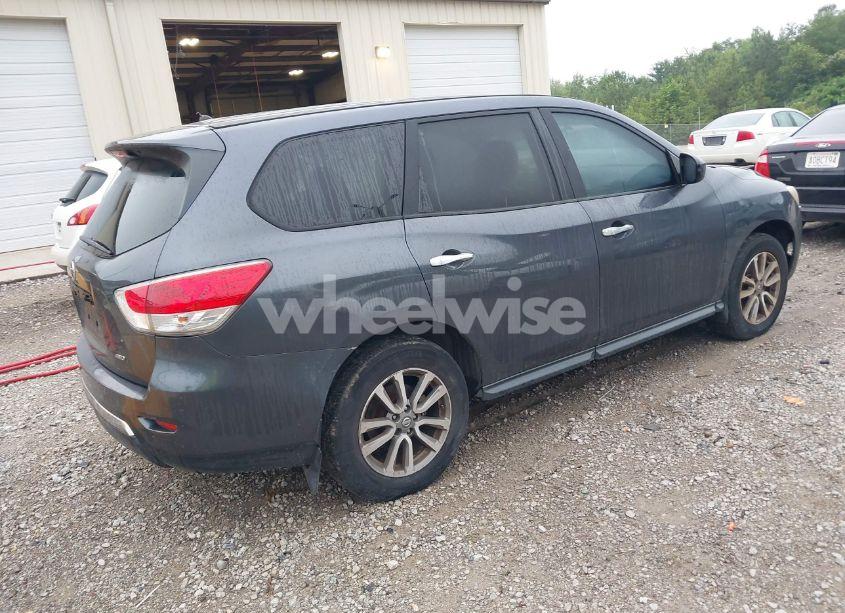 Photo 4 of 2013 Nissan Pathfinder S (VIN 5N1AR2MM3DC665977)