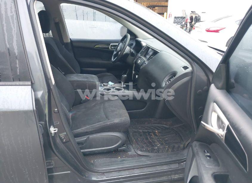 Photo 5 of 2013 Nissan Pathfinder S (VIN 5N1AR2MM3DC665977)