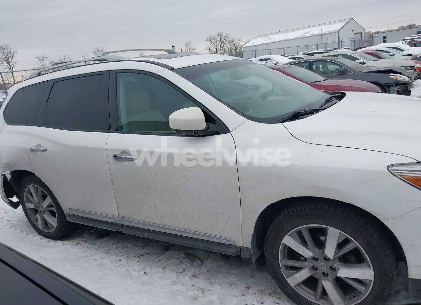 Photo 13 of 2013 Nissan Pathfinder PLATINUM (VIN 5N1AR2MM3DC670449)