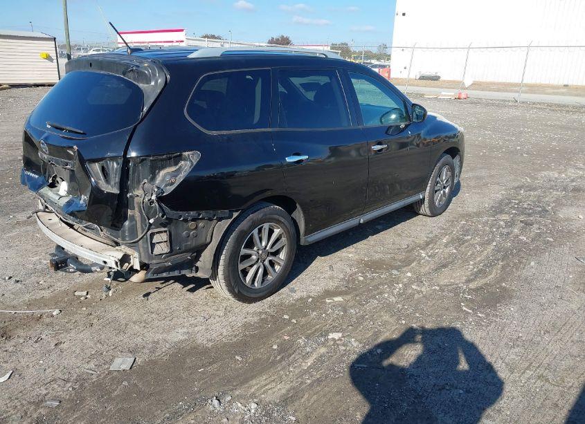 Photo 4 of 2013 Nissan Pathfinder SV (VIN 5N1AR2MM3DC671942)