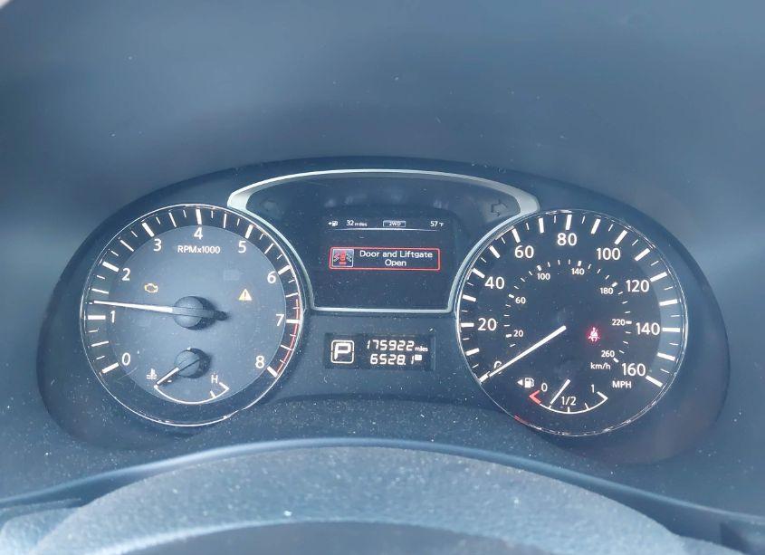 Photo 7 of 2013 Nissan Pathfinder SV (VIN 5N1AR2MM3DC671942)