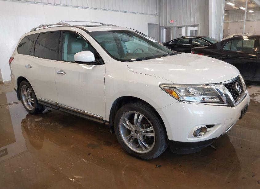 2014 Nissan Pathfinder PLATINUM (VIN 5N1AR2MM3EC606803) main photo