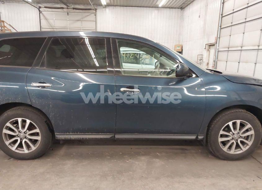 Photo 14 of 2014 Nissan Pathfinder S (VIN 5N1AR2MM3EC606834)