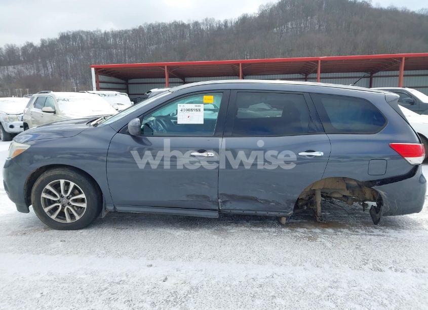 Photo 15 of 2014 Nissan Pathfinder S (VIN 5N1AR2MM3EC611595)