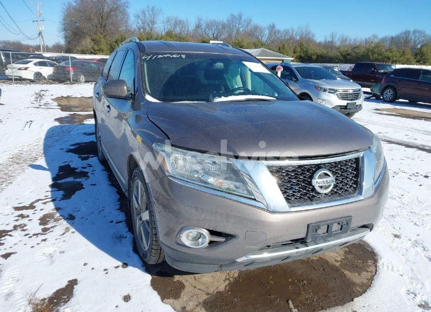 2014 Nissan Pathfinder PLATINUM (VIN 5N1AR2MM3EC646282) main photo