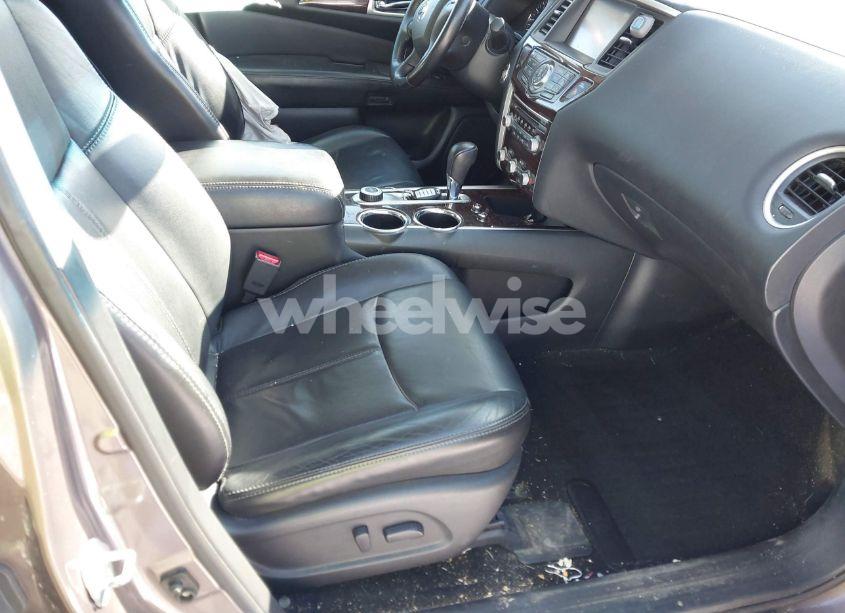 Photo 5 of 2014 Nissan Pathfinder PLATINUM (VIN 5N1AR2MM3EC646282)