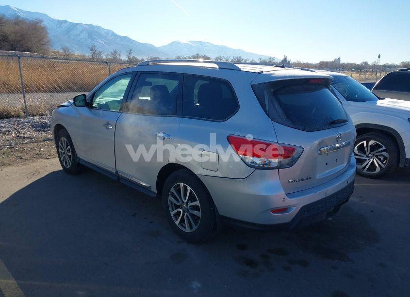 Photo 3 of 2014 Nissan Pathfinder SL (VIN 5N1AR2MM3EC662692)