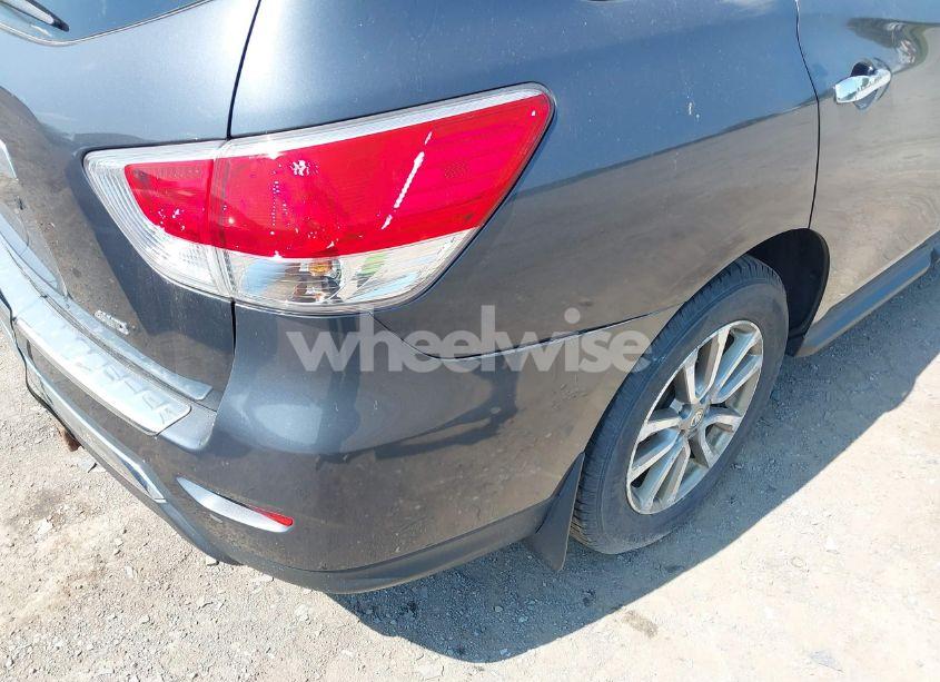 Photo 6 of 2014 Nissan Pathfinder S (VIN 5N1AR2MM3EC723572)