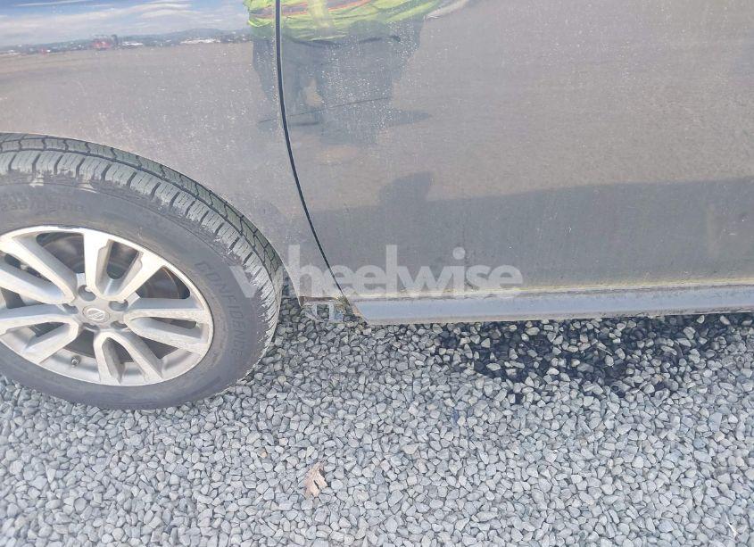 Photo 6 of 2014 Nissan Pathfinder S (VIN 5N1AR2MM3EC732661)