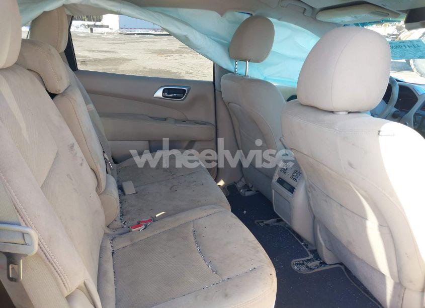 Photo 8 of 2015 Nissan Pathfinder S (VIN 5N1AR2MM3FC648969)