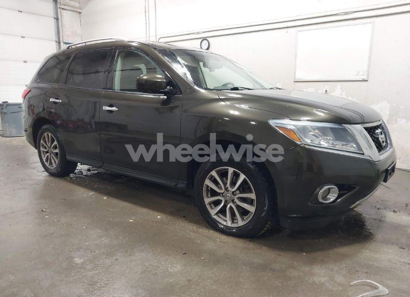 2015 Nissan Pathfinder PLATINUM/S/SL/SV (VIN 5N1AR2MM3FC650012) main photo