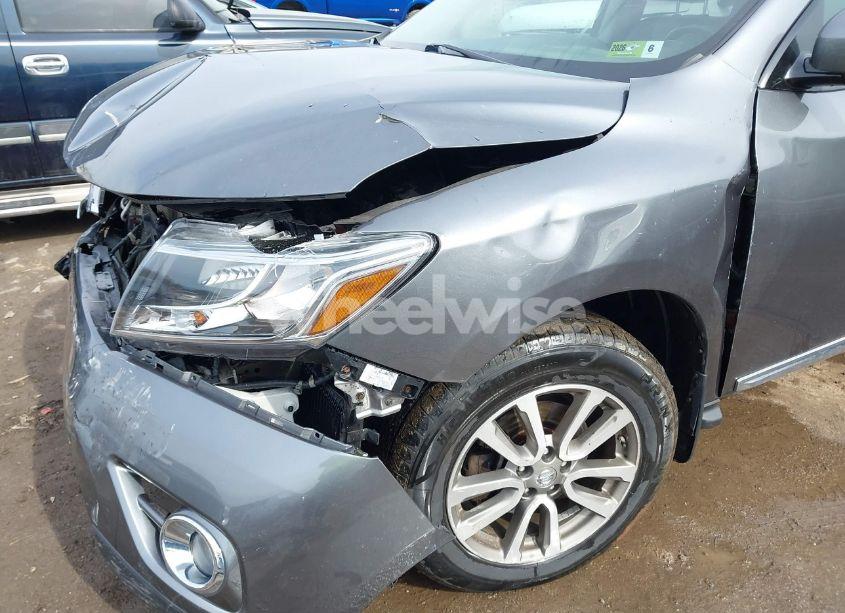 Photo 18 of 2015 Nissan Pathfinder SL (VIN 5N1AR2MM3FC654531)