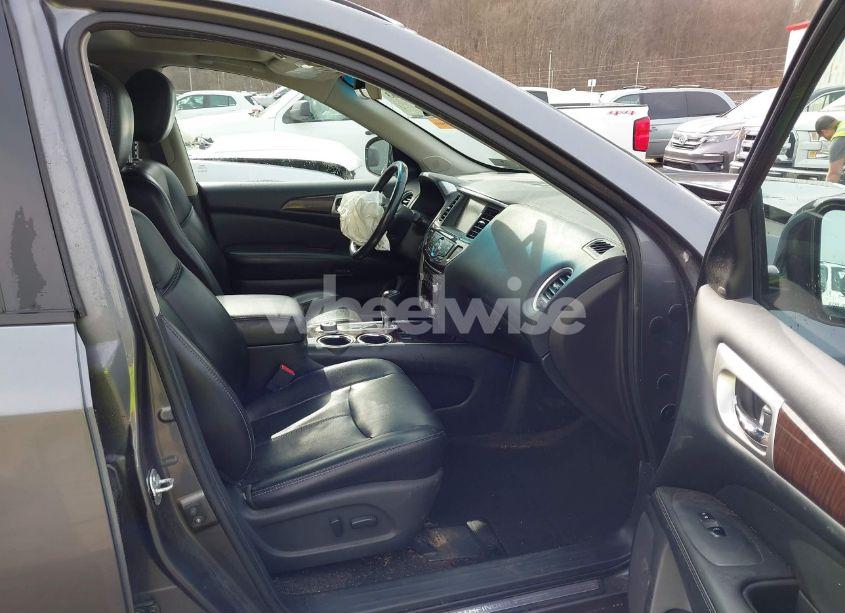 Photo 5 of 2015 Nissan Pathfinder SL (VIN 5N1AR2MM3FC654531)