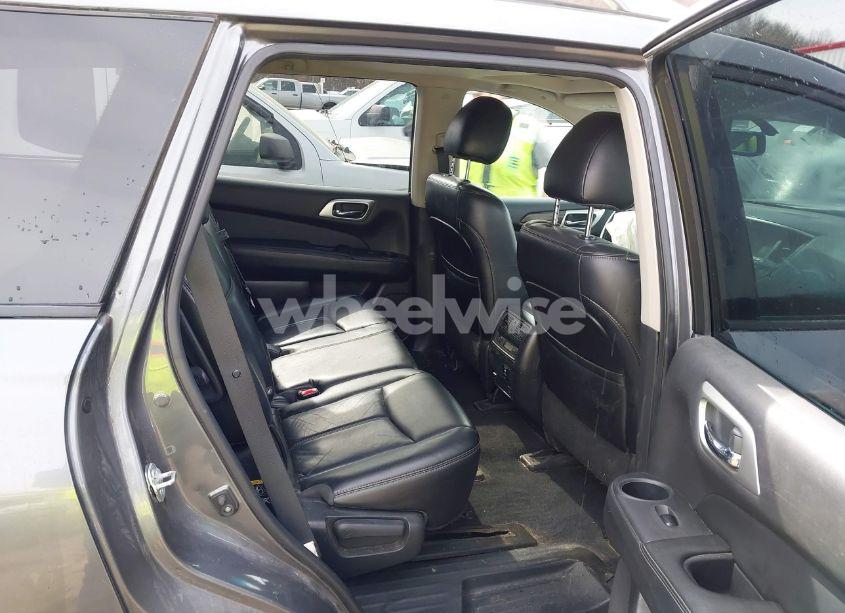 Photo 8 of 2015 Nissan Pathfinder SL (VIN 5N1AR2MM3FC654531)