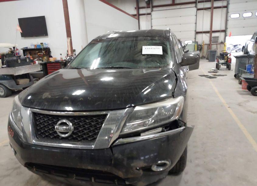 Photo 12 of 2015 Nissan Pathfinder SV (VIN 5N1AR2MM3FC658255)