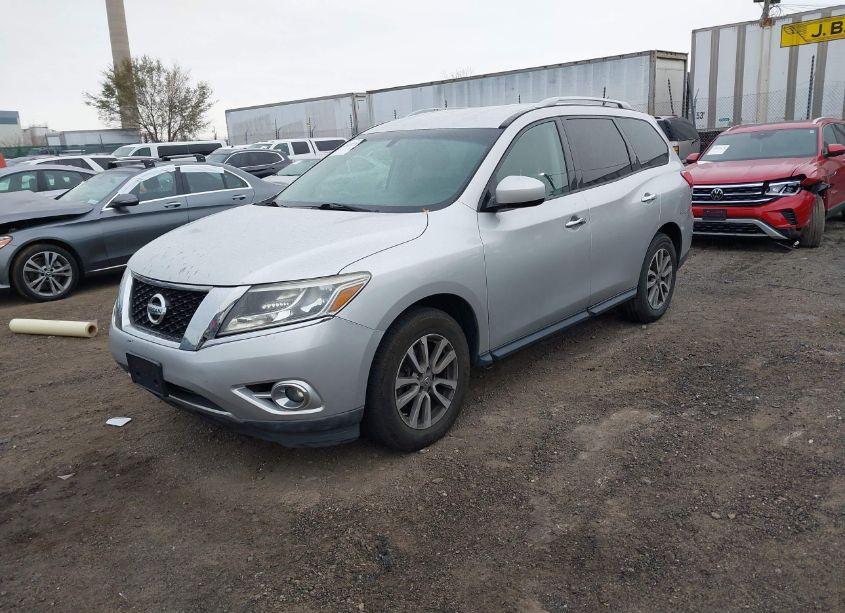 Photo 2 of 2015 Nissan Pathfinder PLATINUM/S/SL/SV (VIN 5N1AR2MM3FC681292)