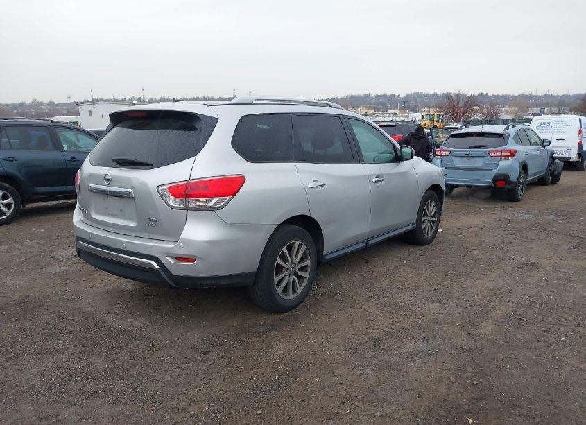 Photo 4 of 2015 Nissan Pathfinder PLATINUM/S/SL/SV (VIN 5N1AR2MM3FC681292)