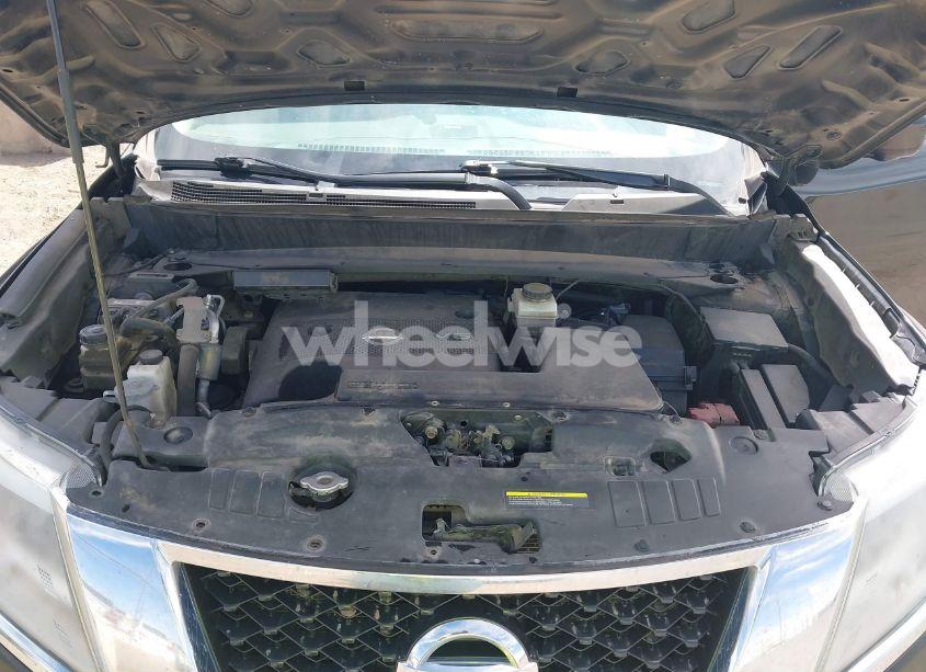Photo 10 of 2015 Nissan Pathfinder PLATINUM (VIN 5N1AR2MM3FC703548)