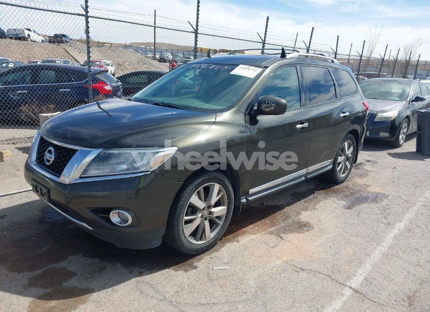 Photo 2 of 2015 Nissan Pathfinder PLATINUM (VIN 5N1AR2MM3FC703548)