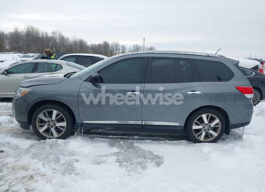 Photo 14 of 2015 Nissan Pathfinder PLATINUM (VIN 5N1AR2MM3FC710127)