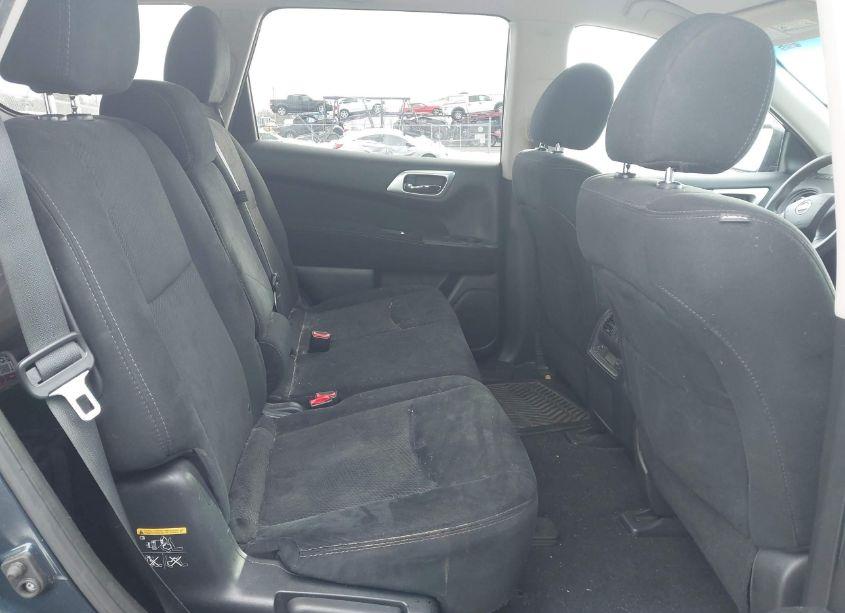 Photo 8 of 2015 Nissan Pathfinder S (VIN 5N1AR2MM3FC712976)