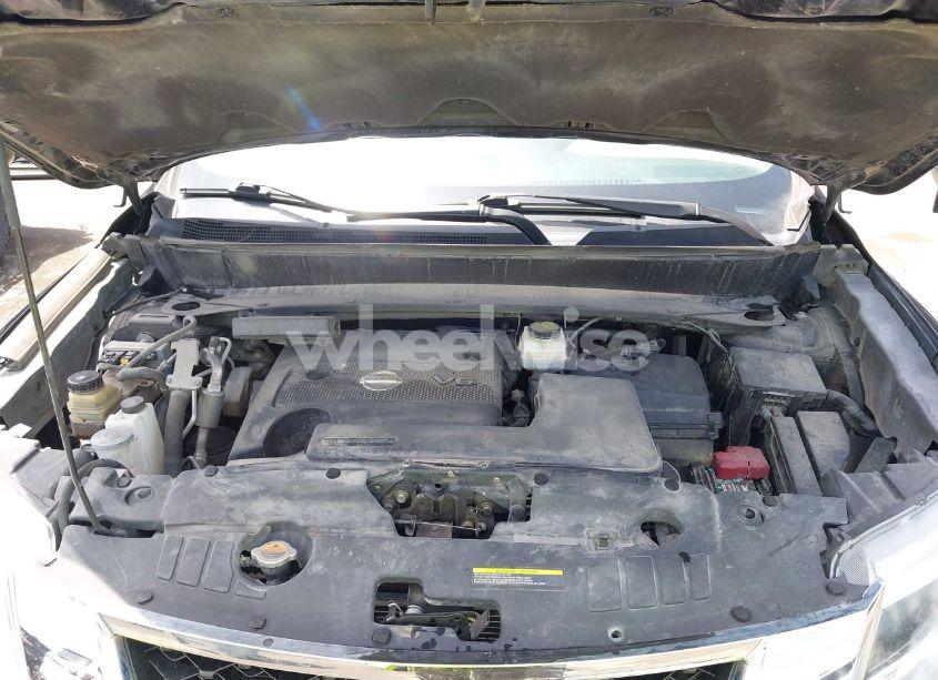 Photo 10 of 2016 Nissan Pathfinder SV (VIN 5N1AR2MM3GC610255)