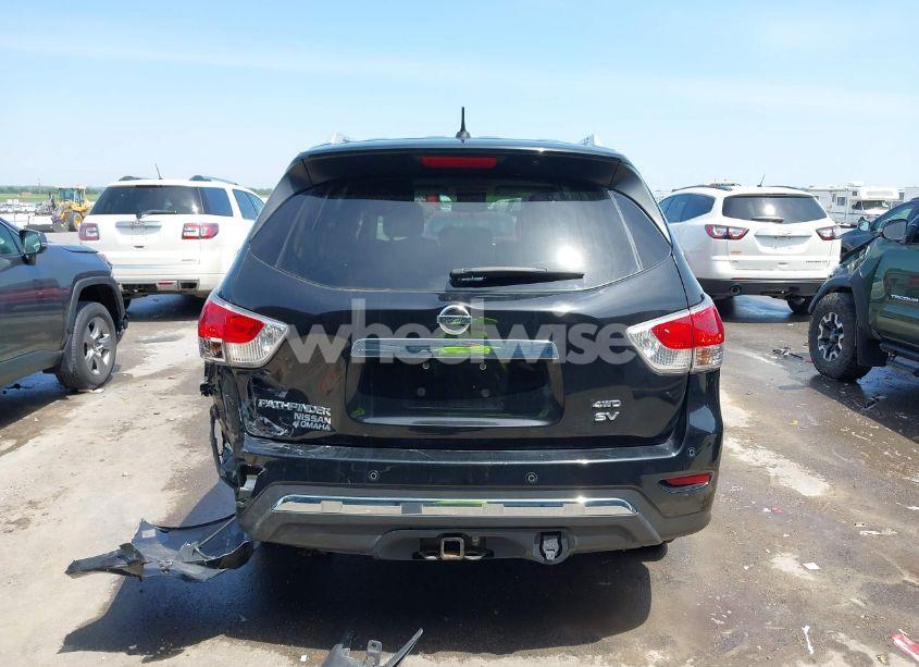 Photo 16 of 2016 Nissan Pathfinder SV (VIN 5N1AR2MM3GC610255)