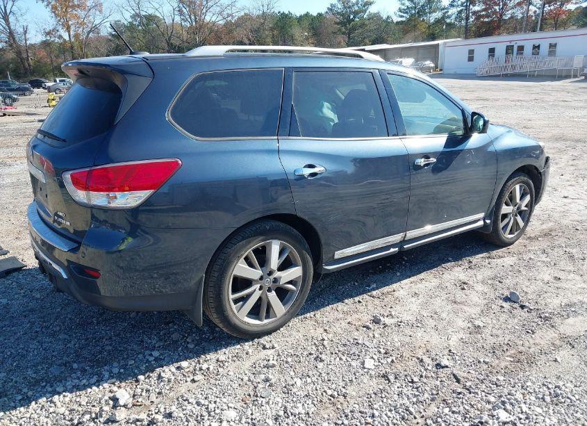 Photo 4 of 2016 Nissan Pathfinder PLATINUM (VIN 5N1AR2MM3GC615164)