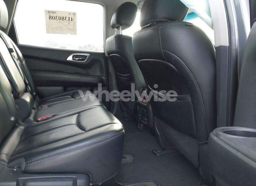 Photo 8 of 2016 Nissan Pathfinder SL (VIN 5N1AR2MM3GC624897)