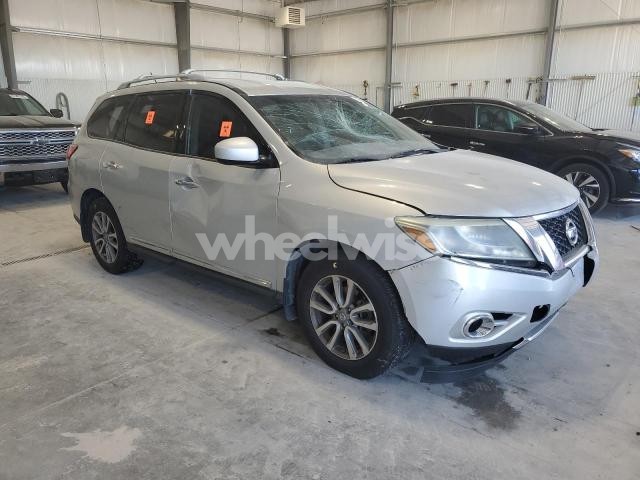Photo 4 of 2016 NISSAN PATHFINDER S N/A (VIN 5N1AR2MM3GC625497)