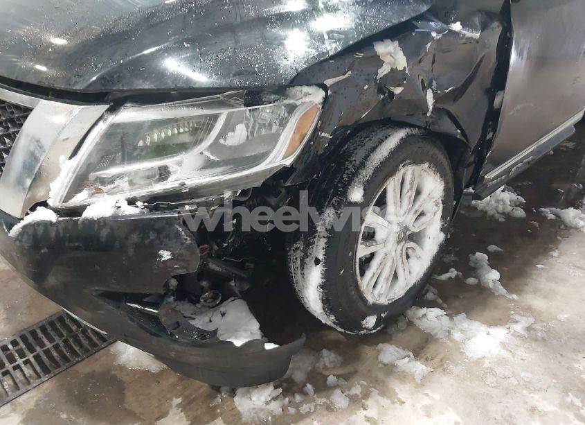 Photo 6 of 2013 Nissan Pathfinder SL (VIN 5N1AR2MM4DC605318)