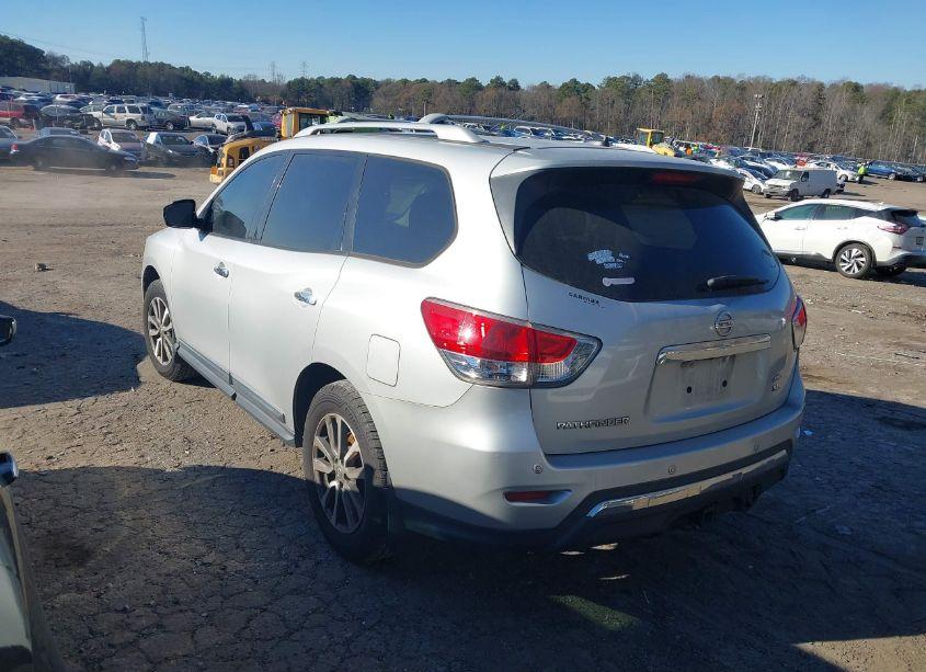 Photo 3 of 2013 Nissan Pathfinder SL (VIN 5N1AR2MM4DC612642)