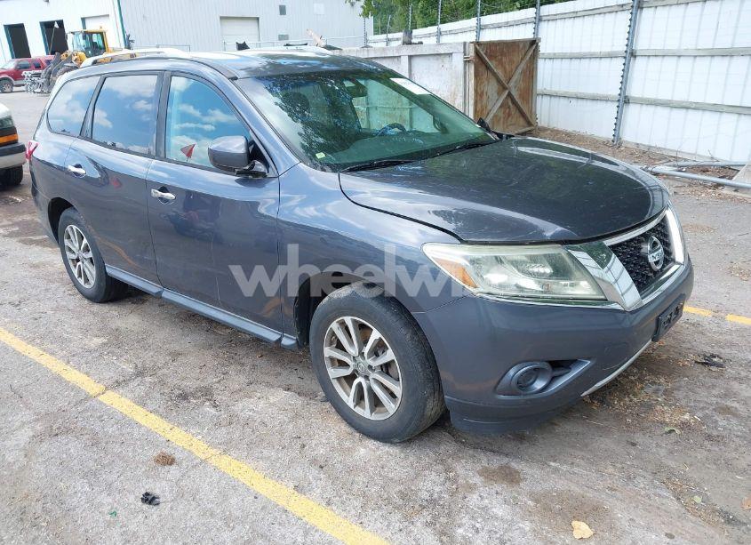 2013 Nissan Pathfinder SV (VIN 5N1AR2MM4DC646130) main photo