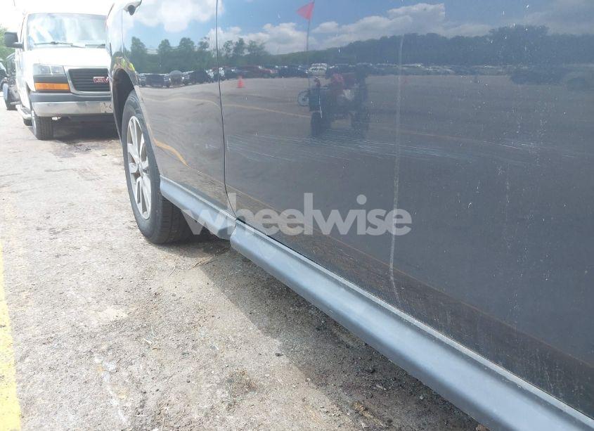 Photo 6 of 2013 Nissan Pathfinder SV (VIN 5N1AR2MM4DC646130)