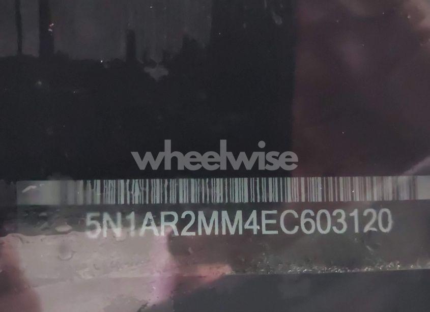 Photo 9 of 2014 Nissan Pathfinder SL (VIN 5N1AR2MM4EC603120)