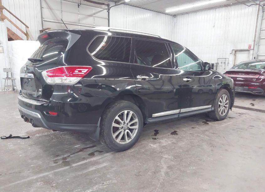 Photo 4 of 2014 Nissan Pathfinder SL (VIN 5N1AR2MM4EC605742)