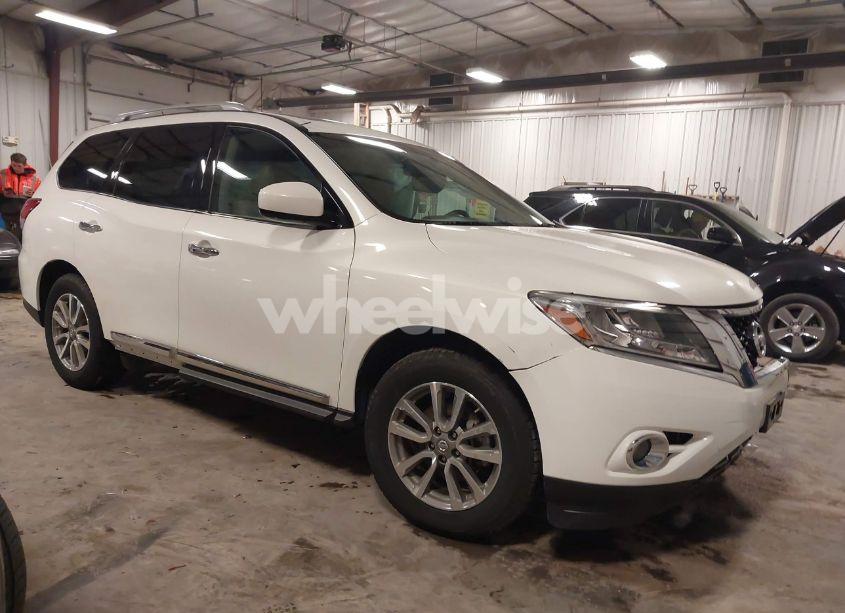 2014 Nissan Pathfinder SL (VIN 5N1AR2MM4EC610357) main photo