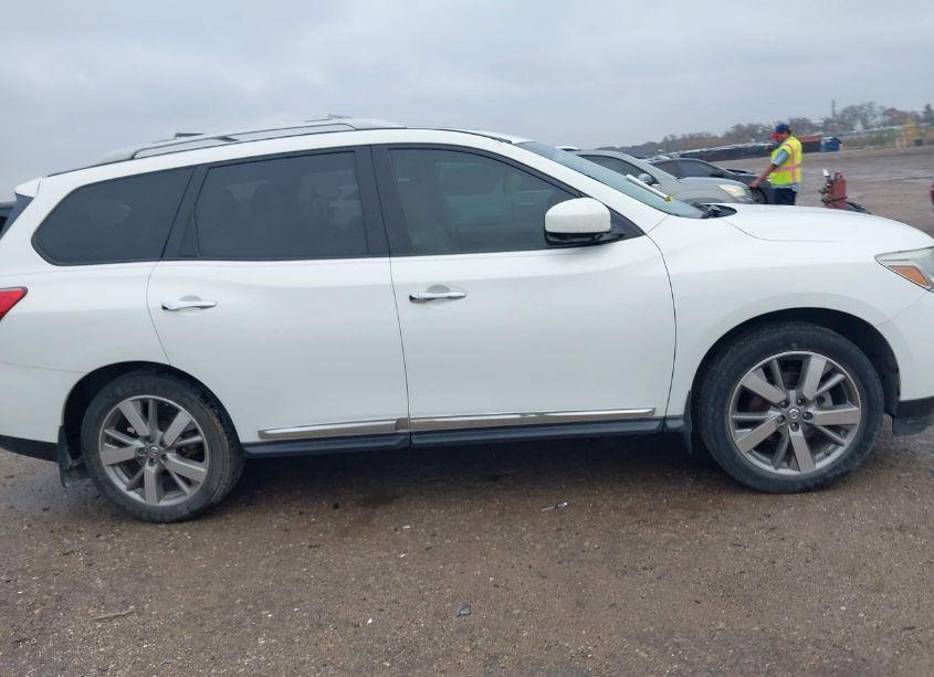 Photo 13 of 2014 Nissan Pathfinder PLATINUM (VIN 5N1AR2MM4EC619527)