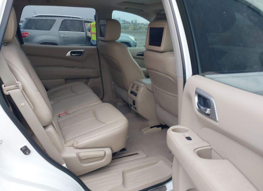 Photo 8 of 2014 Nissan Pathfinder PLATINUM (VIN 5N1AR2MM4EC619527)