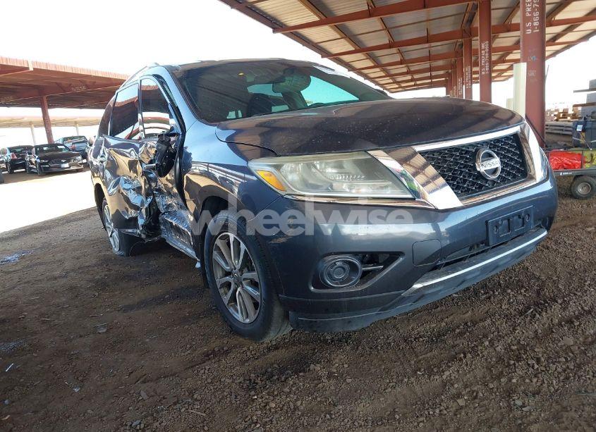 2014 Nissan Pathfinder SV (VIN 5N1AR2MM4EC654746) main photo