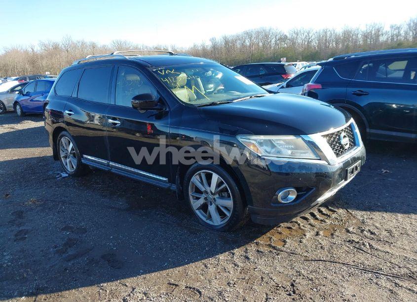 2014 Nissan Pathfinder PLATINUM (VIN 5N1AR2MM4EC683034) main photo