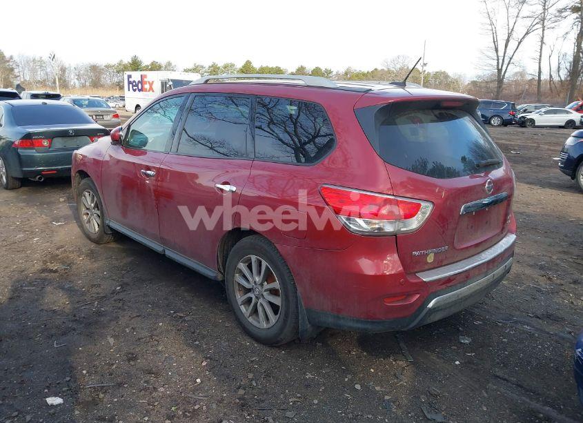 Photo 3 of 2015 Nissan Pathfinder SV (VIN 5N1AR2MM4FC706409)